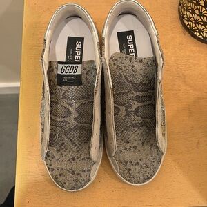 Superstar golden goose size 39 shiny, sparkle snake skin, glitter star